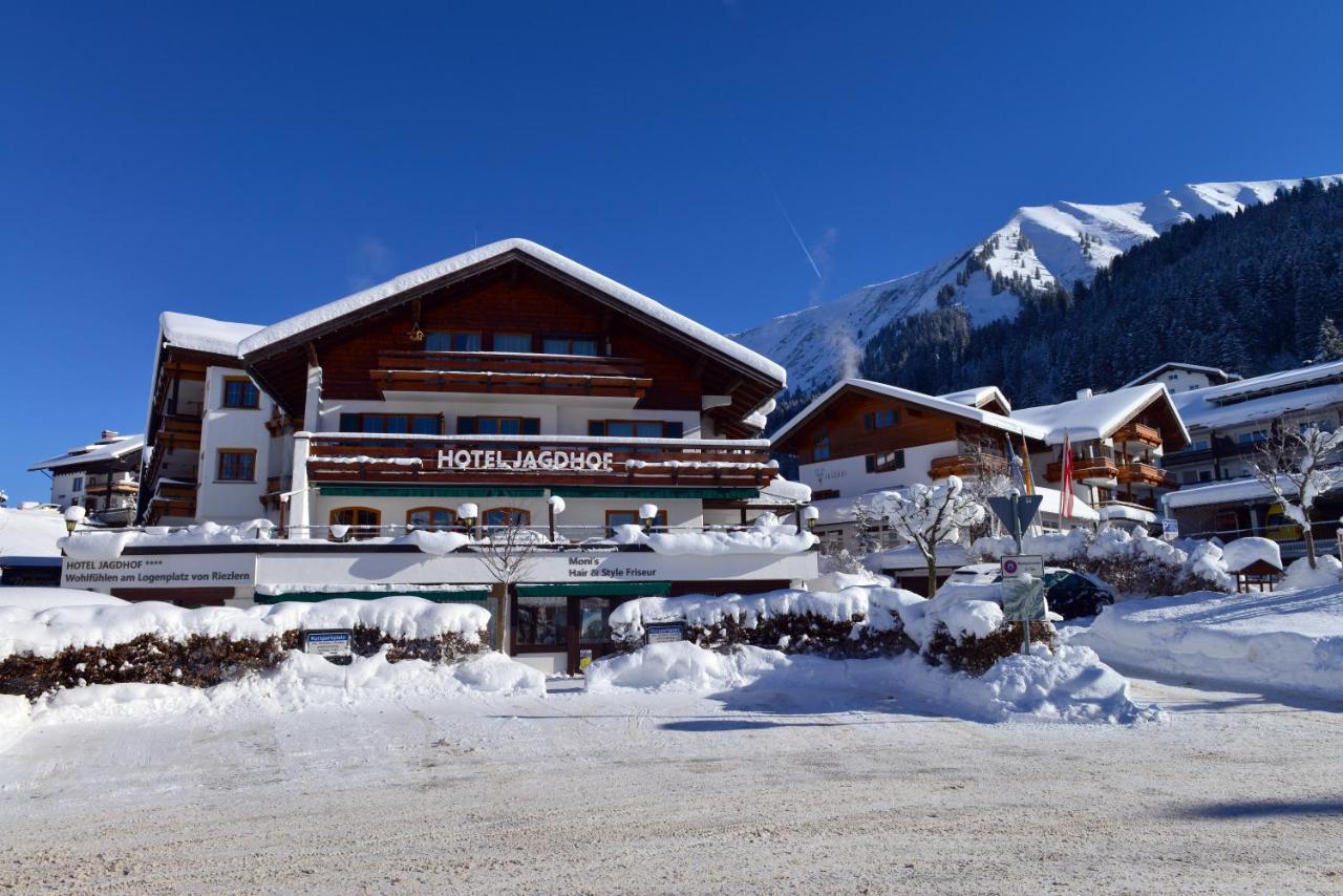 Hotel Jagdhof Riezlern Bagian luar foto